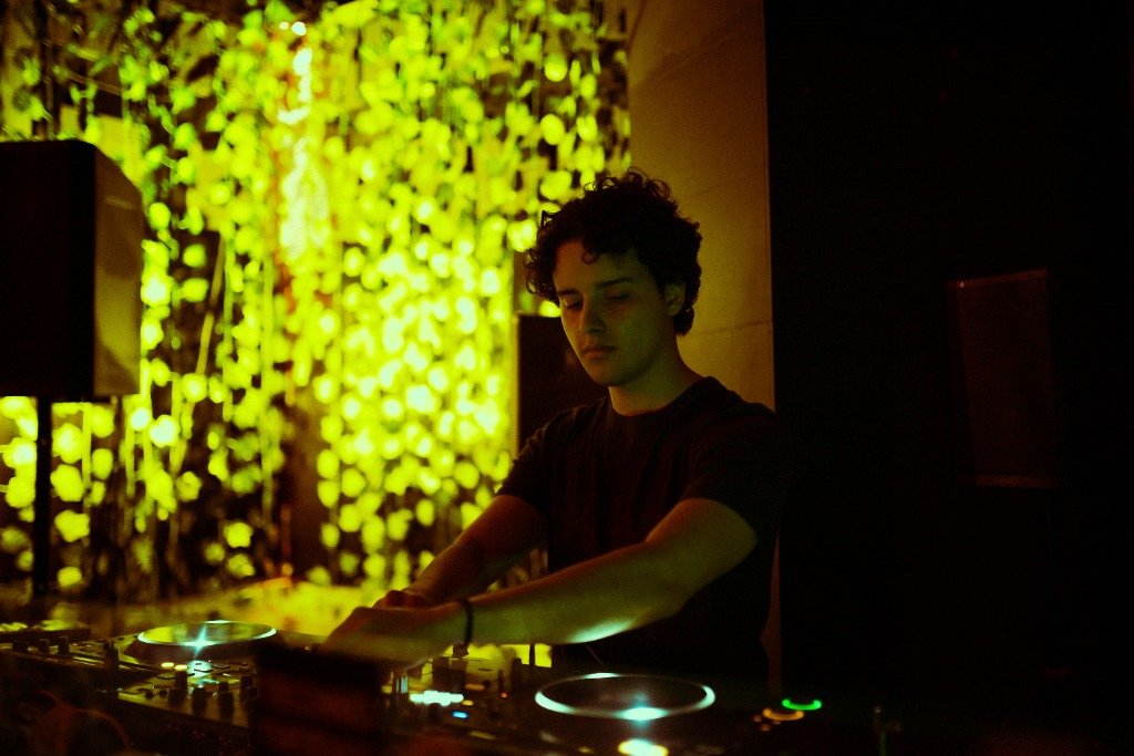 Performance Photo 2